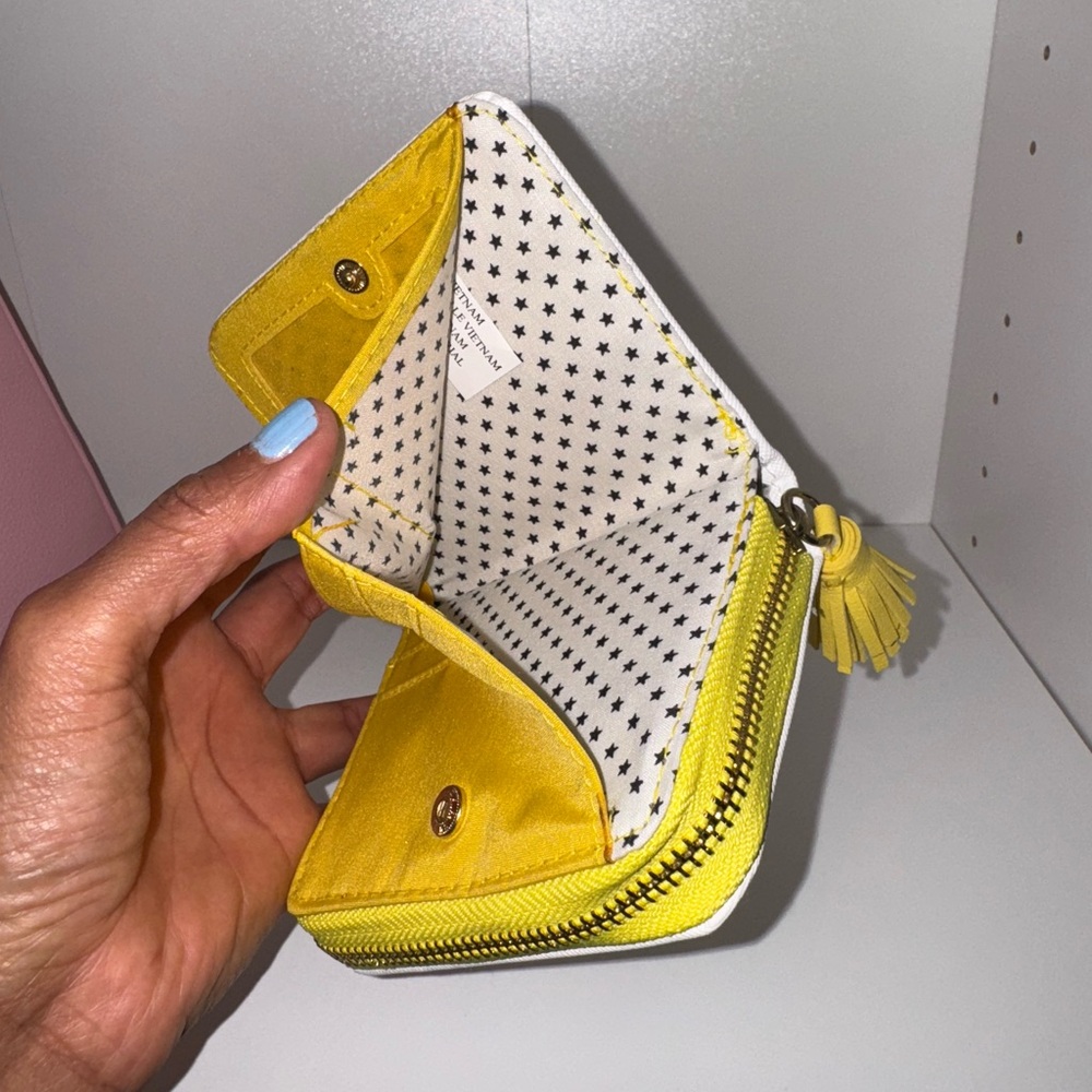 Yellow Star Pattern Wallet - Picture 2 of 6